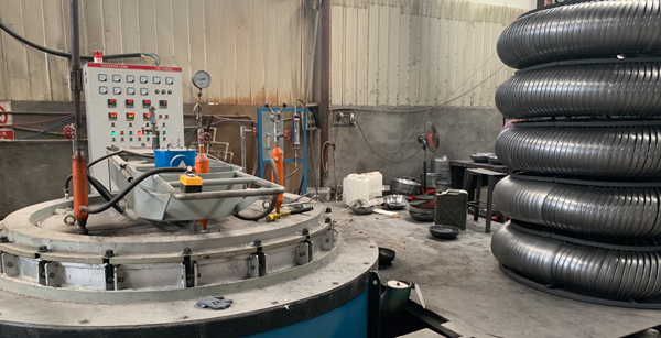 Working principle of well type gas nitriding furnace