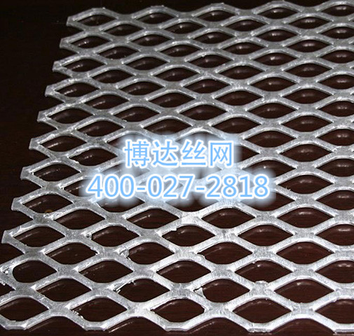 問：淺談鋼板網的特點與作用