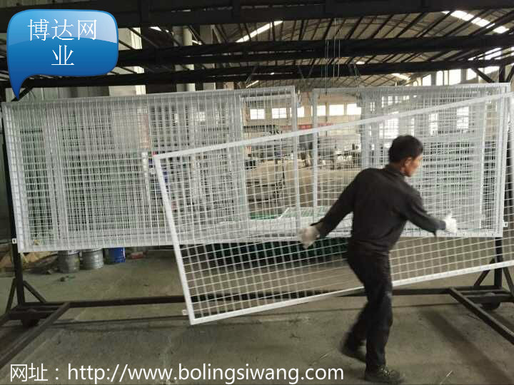 <b>安裝武漢道路護欄的優點</b>